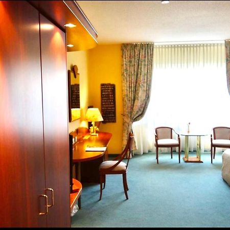 Parkhotel Dallgow-Doeberitz Eksteriør billede